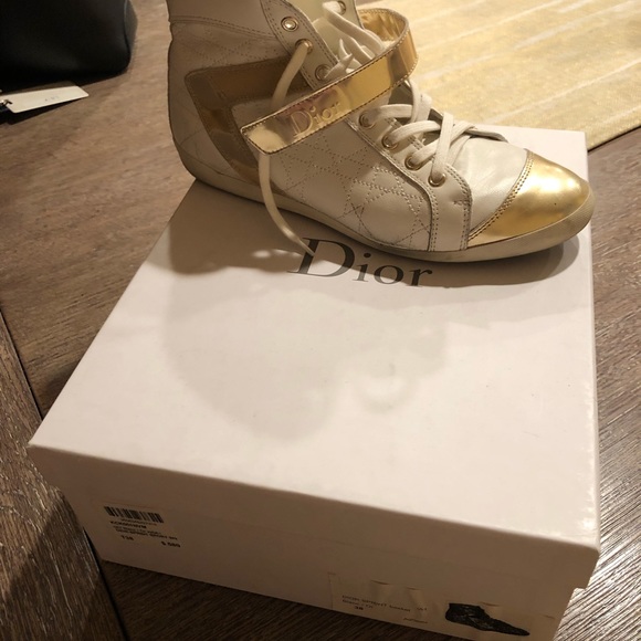 Do your tennis shoes - Picture 2 of 2